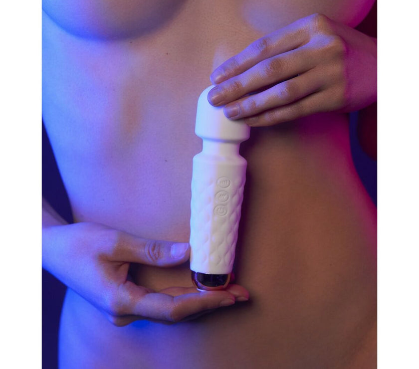 V4HA9AAFC8FEC1E422A9D4D0E5F01A9DD8BR5120323P7