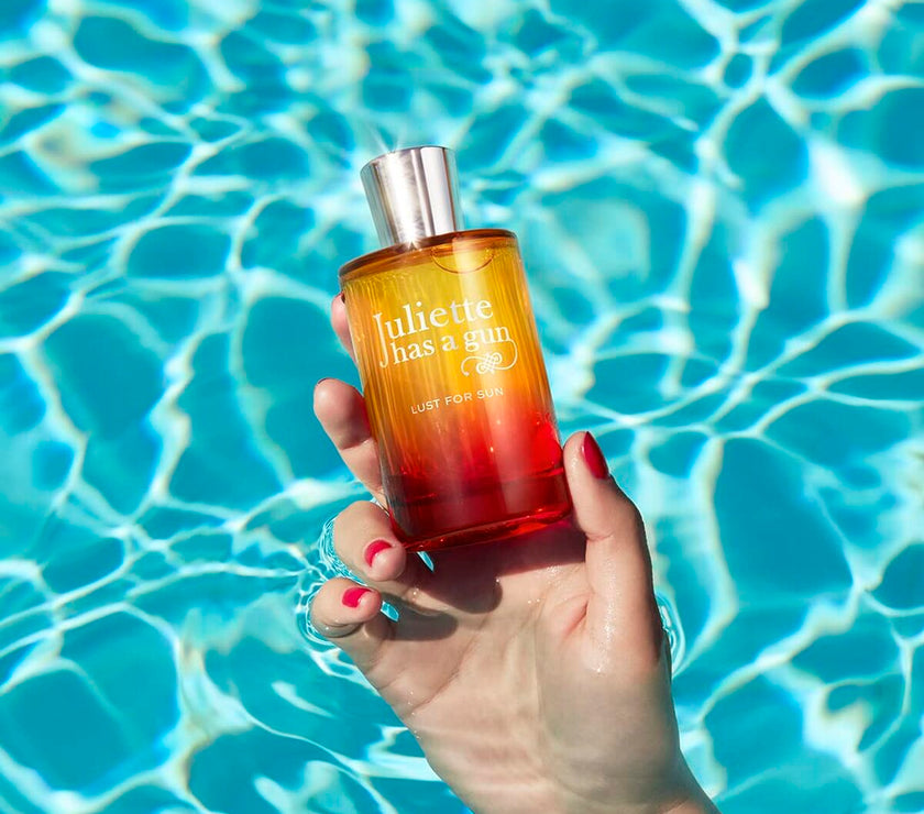 V2H04865B7E8CB026B30065AD7579889A2AR7565835P6