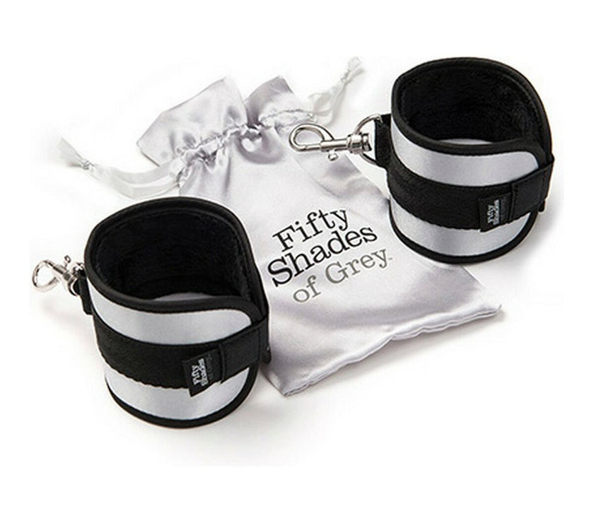 V4H9612B41FBA4DB081BE5BB989E51594BDR4658445P6