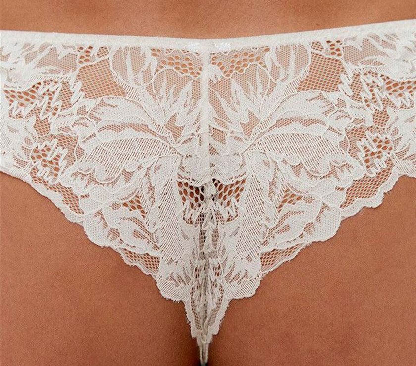 V3HA338C89E0EBF8E4DA8A41C03D11726C2R5504373P4