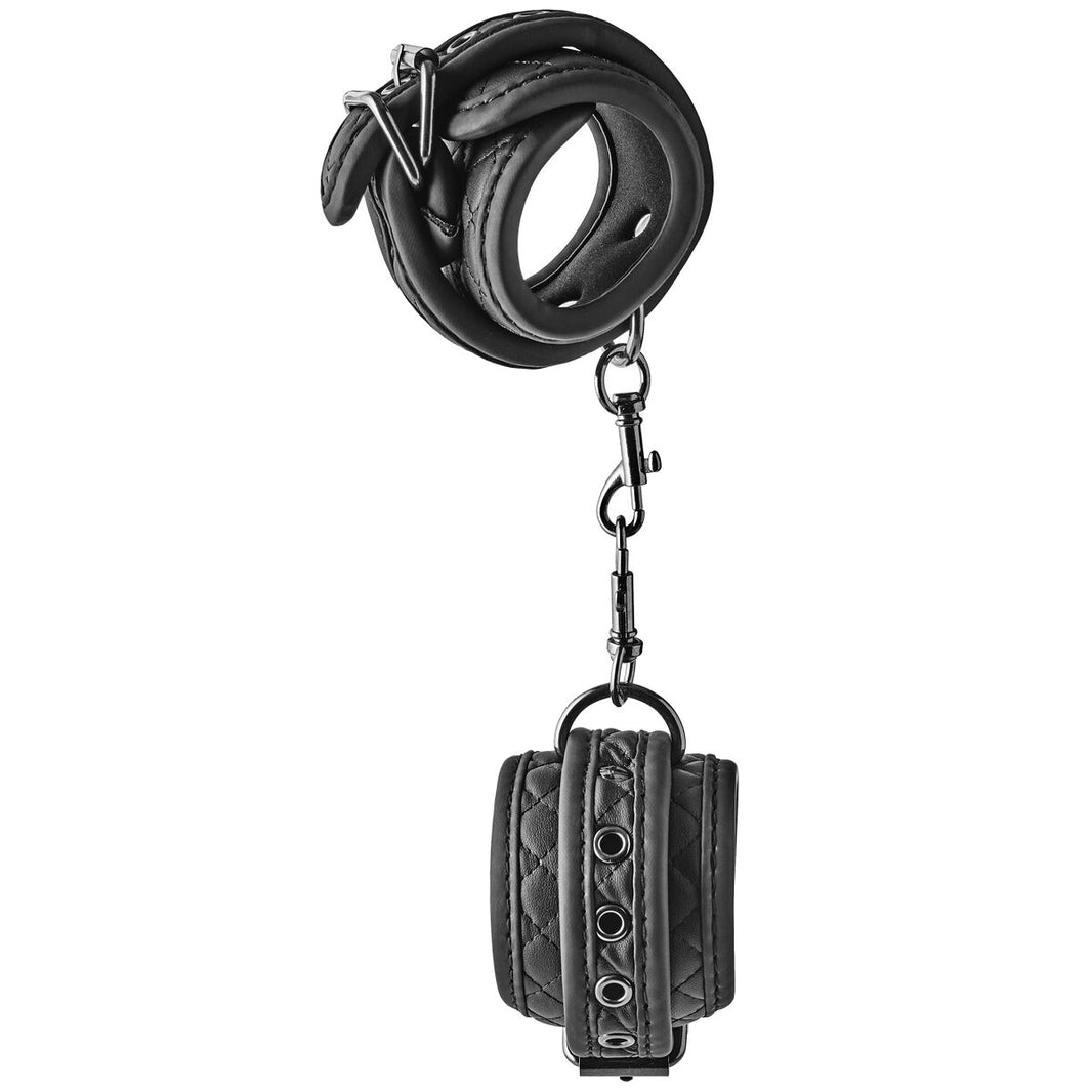 V6H155268CB8B77A856C361C91FB3B8FC9DR4877786P2