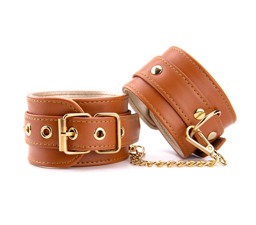 V5H968FAA94D4C76685ACE3AF77F0E1381CR4877755P1